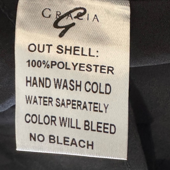 Gracia Flower Print Top NWT‎ Size Large - Picture 7 of 11